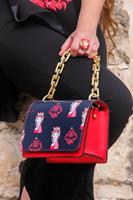 Carica l'immagine nel visualizzatore di Gallery, Borsa modello bauletto regina rossa