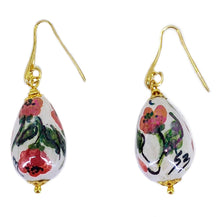 Carica l'immagine nel visualizzatore di Gallery, Orecchini a forma di goccia decoro papaveri