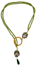 Load image into Gallery viewer, Collana lunga tris con teste di Caltagirone