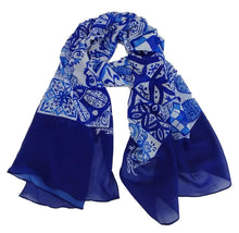 Carica l'immagine nel visualizzatore di Gallery, Foulard piastrelle di Caltagirone blu