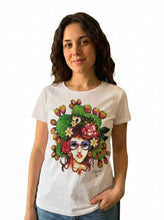 Load image into Gallery viewer, Women's T-Shirt queen of prickly pears