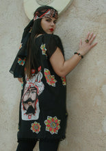 Load image into Gallery viewer, Kaftan with king & queen with flowers