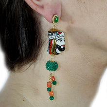 Carica l'immagine nel visualizzatore di Gallery, Orecchini re regina importanti (verde smeraldo)