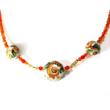 Carica l'immagine nel visualizzatore di Gallery, Collana girocollo con decoro Caltagirone in arancio