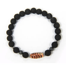 Carica l'immagine nel visualizzatore di Gallery, Bracciale elastico per uomo con lava e ceramica