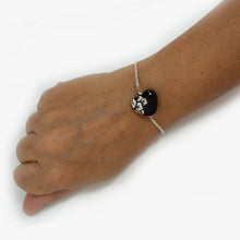 Load image into Gallery viewer, Bracelet with heart-shaped ceramic (black & white)