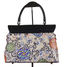 Carica l'immagine nel visualizzatore di Gallery, Borsa pochette modello Marika - Piatti nero