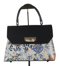 Carica l'immagine nel visualizzatore di Gallery, Borsa pochette modello Marika - Piatti nero