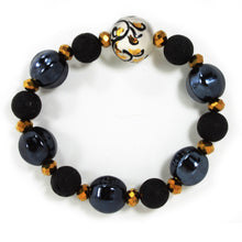 Carica l'immagine nel visualizzatore di Gallery, Bracciale elastico con pallina in ceramica dipinta a mano