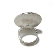 Carica l'immagine nel visualizzatore di Gallery, Anello regolabile con disegno floreale azzurro