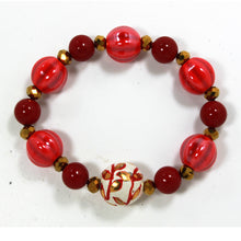 Carica l'immagine nel visualizzatore di Gallery, Bracciale elastico con pallina in ceramica dipinta a mano