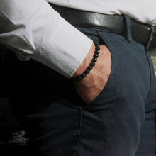 Carica l'immagine nel visualizzatore di Gallery, Bracciale elastico per uomo con lava e onice