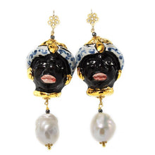 Load image into Gallery viewer, MORO EARRINGS WITH IRREGULAR PEARS
