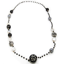 Load image into Gallery viewer, MODERN DESIGN NECKLACE B&amp;W
