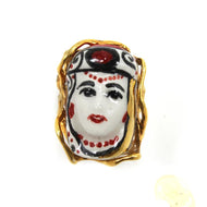 Ring queen's head (white)