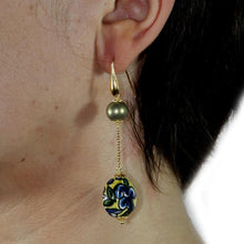 Load image into Gallery viewer, YELLOW&amp;BLUE CURL PEARL EARRINGS
