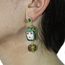 Carica l&#39;immagine nel visualizzatore di Gallery, Orecchini re regina importanti (verde chiaro)
