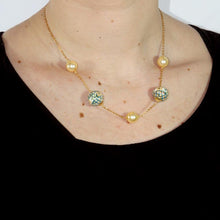 Load image into Gallery viewer, NECKLACE OF THE SET OF THE LITTLE GREEN SQUARES

