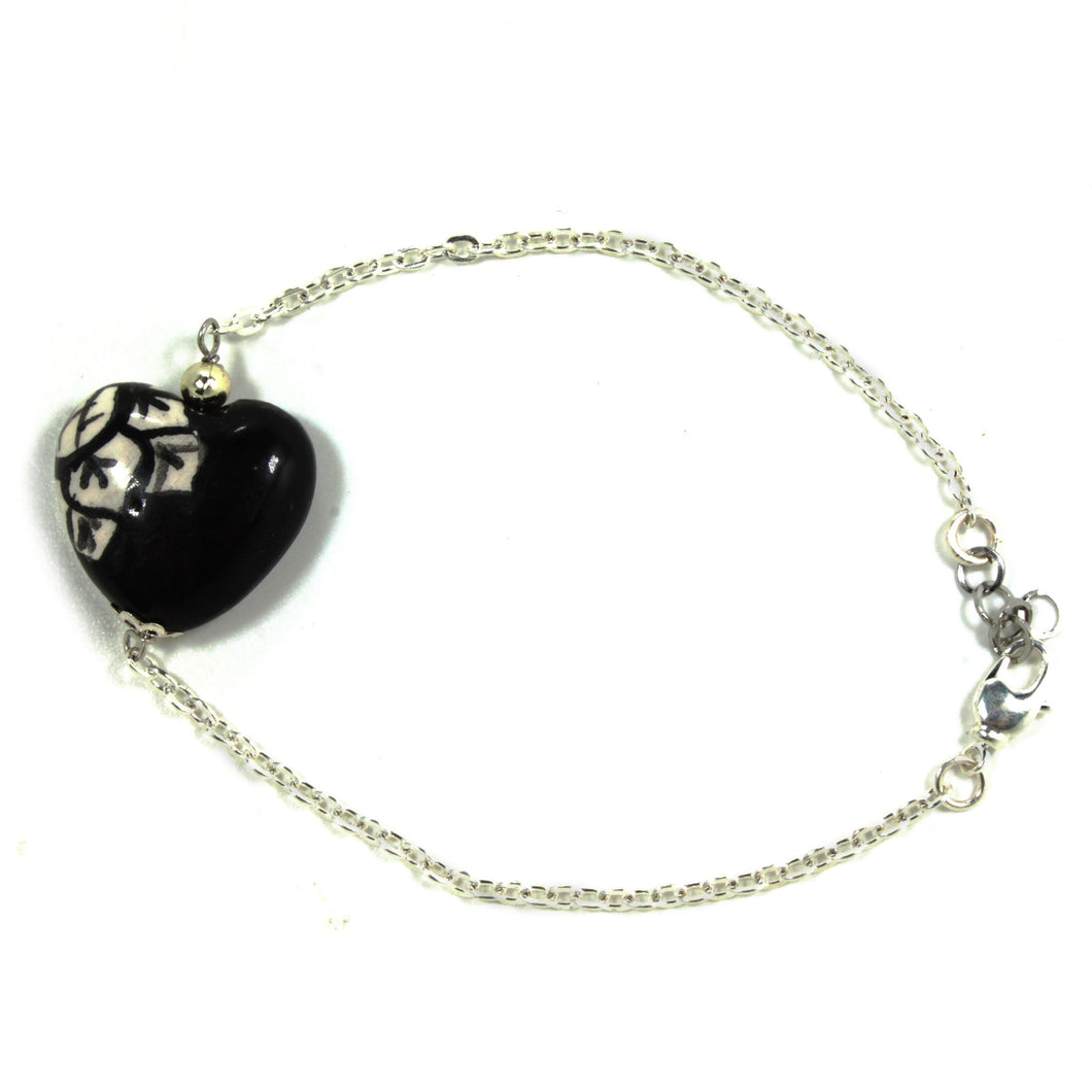 HEART SHAPED CERAMIC BRACELET WITH HAND PAINTED CERAMIC. MADE IN ITALY.