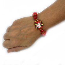 Load image into Gallery viewer, WOMAN ELASTIC BRACELET WITH CALTAGIRONE HEAD IN HAND PAINTED CERAMIC. MADE IN ITALY.

