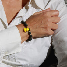 Load image into Gallery viewer, WOMAN BRACELET IN POROUS LAVA FROM ETNA AND LEMONS. MADE IN ITALY
