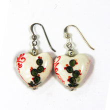 Load image into Gallery viewer, Heart-shaped earrings (prickly pears)
