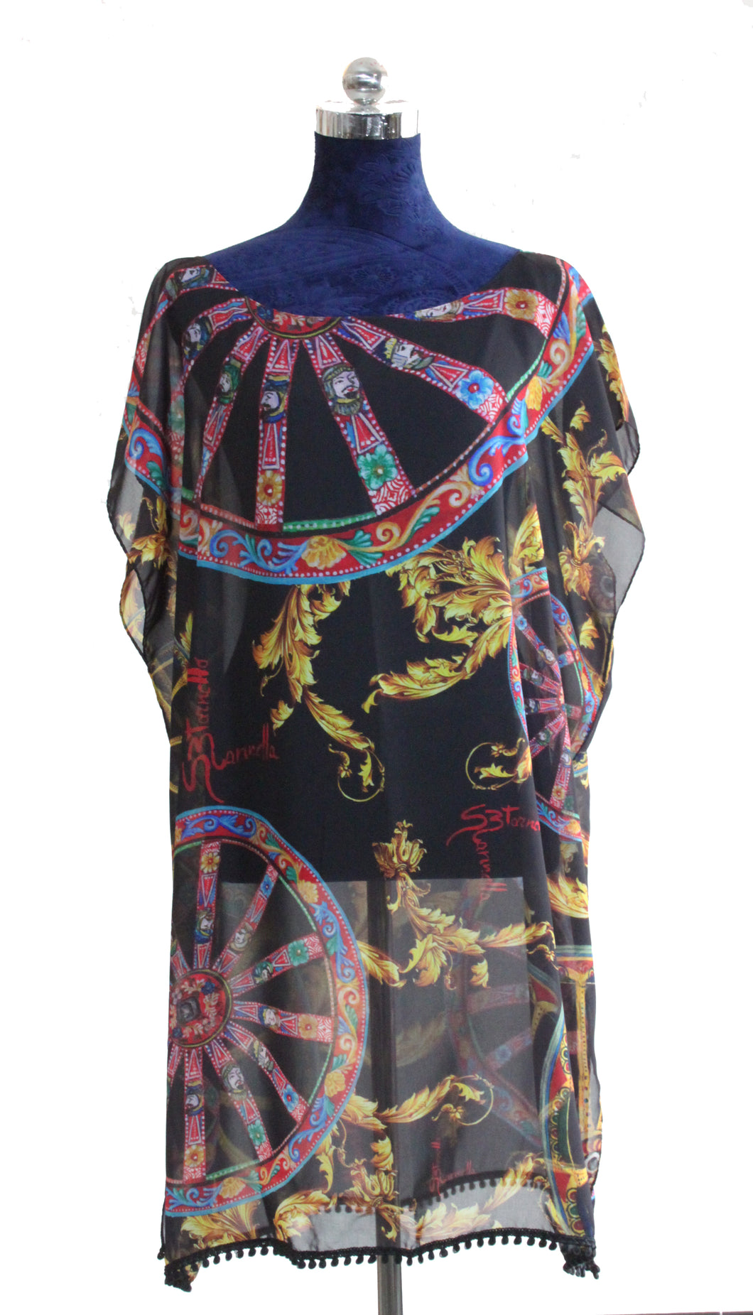 WOMEN'S KAFTAN WHEEL OF THE SICILIAN CART IN CHIFFON SILK WITH ARTISTIC PRINTS THAT COME FROM PAINTINGS.