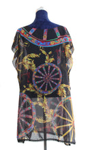 Load image into Gallery viewer, WOMEN&#39;S KAFTAN WHEEL OF THE SICILIAN CART IN CHIFFON SILK WITH ARTISTIC PRINTS THAT COME FROM PAINTINGS.
