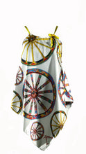 Load image into Gallery viewer, TOP FOR WOMAN WITH SICILIAN WHEEL (WHITE) IN 100% COTTON SATIN WITH ARTISTIC PRINTS THAT COME FROM PAINTINGS 
