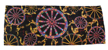 Load image into Gallery viewer, Foulard with cart&#39;s wheel (black)
